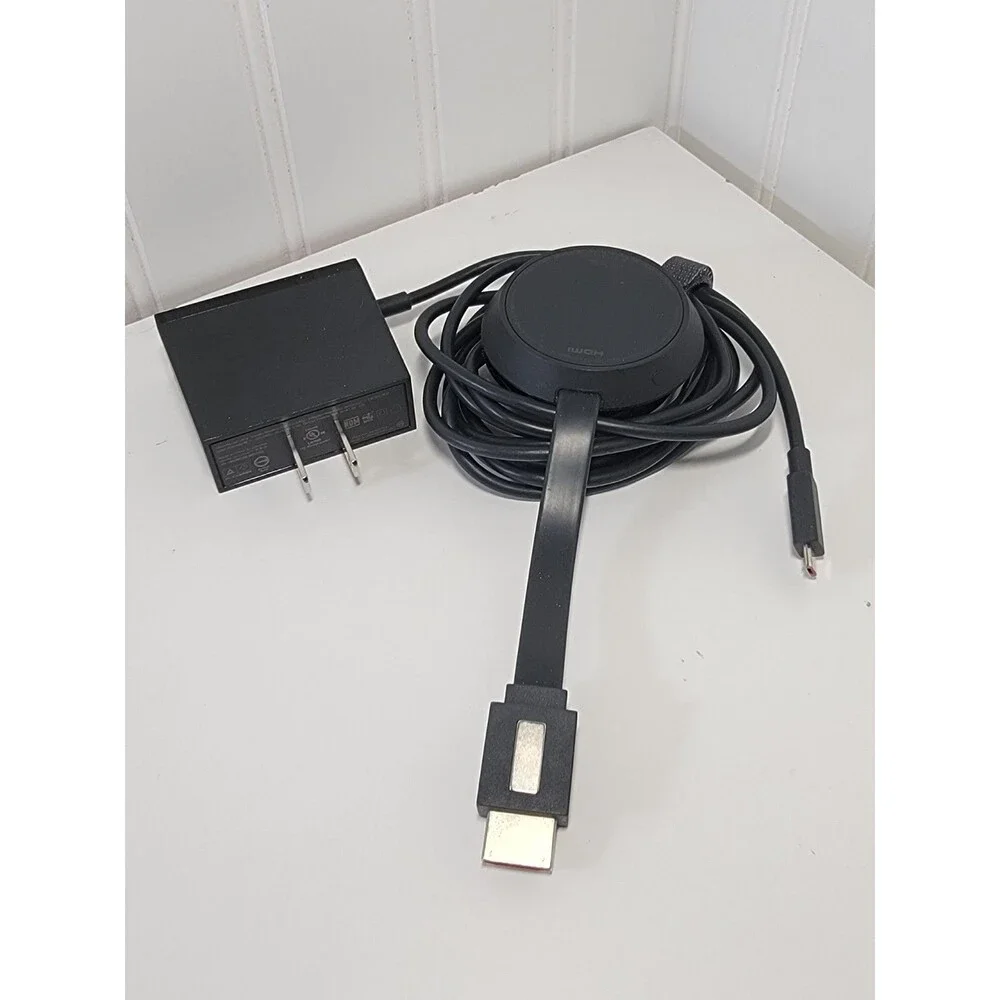 Google Chromecast Ultra NC2-6A5-D Media Streamer W/ AC/Ethernet adapter Working